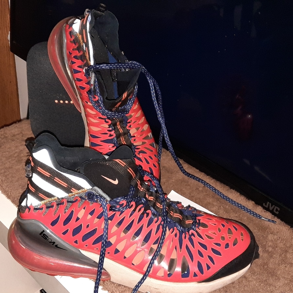 NIKE "covid 19 design" shoes men's 9